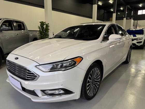 FORD FUSION 2.0 TITANIUM AWD 16V GASOLINA 4P AUTOMÁTICO FORD FUSION 2.0 TITANIUM AWD 16V GASOLINA 4P AUTOMÁTICO